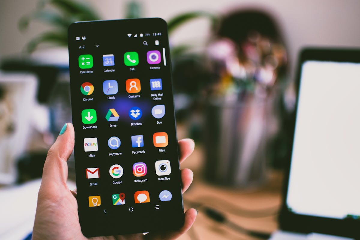 Mobile business workflow on a handheld device